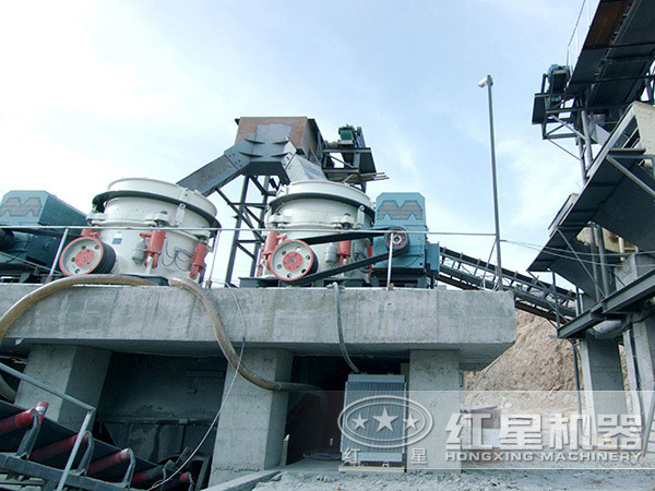 乐鱼网页版圆锥破生产现场