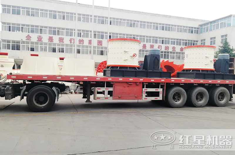 乐鱼网页版复合制砂机装车发货现场